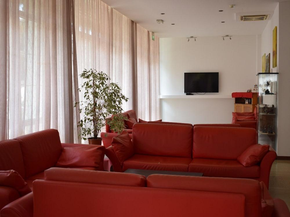 Hotel Bamby Rimini Esterno foto